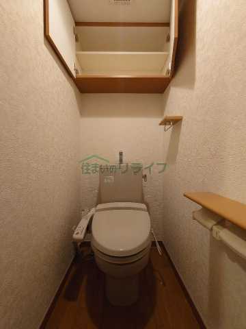 トイレ　反転タイプ・別部屋参考写真