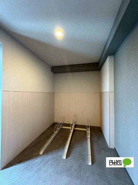 駐車場　※駐輪場