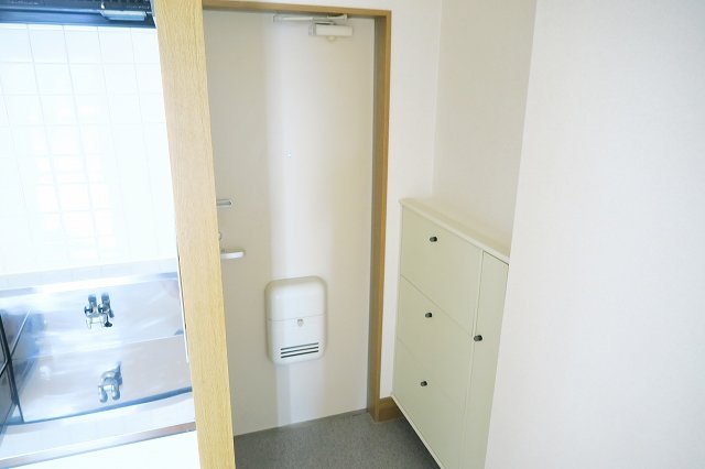 玄関　明るい玄関です