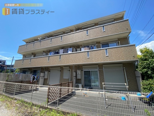 建物外観　駅前に安心のＤ－Ｒｏｏｍ