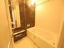 バス・シャワールーム　浴室暖房乾燥機付　追い焚き・オートバス機能付お風呂