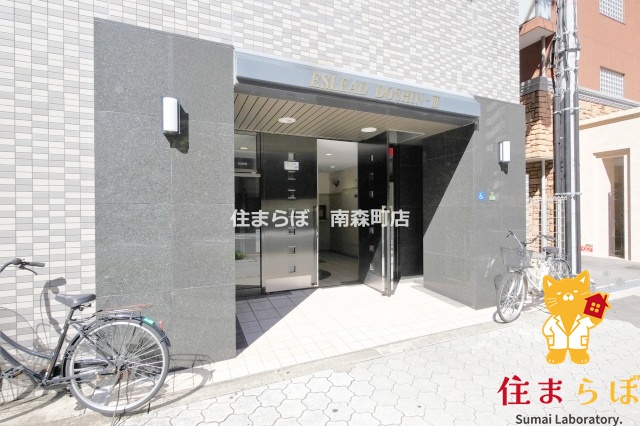 エントランス　共用部の印象も大切に