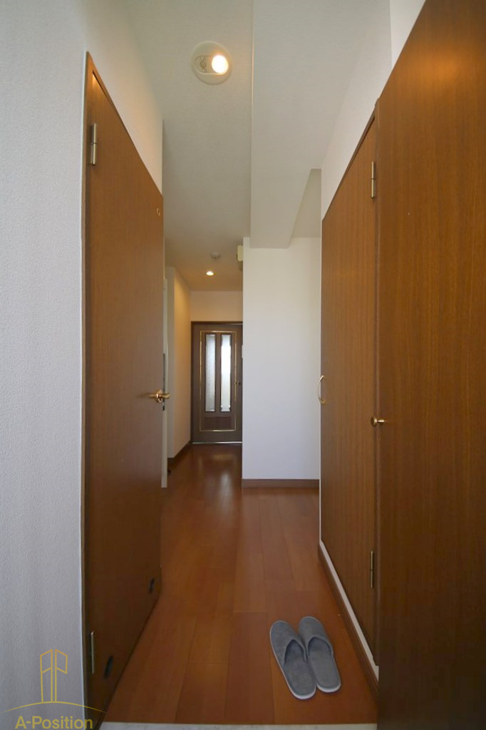 玄関　MARION KITAHORIE ANNEX