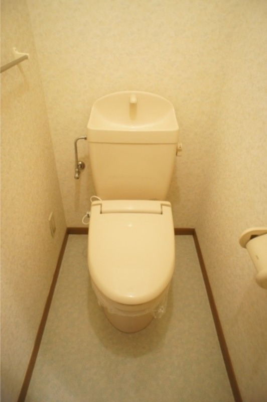 トイレ　図面と現状に相違がある場合には現状を優先