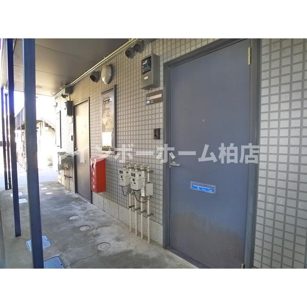 エントランス　建物の内部です