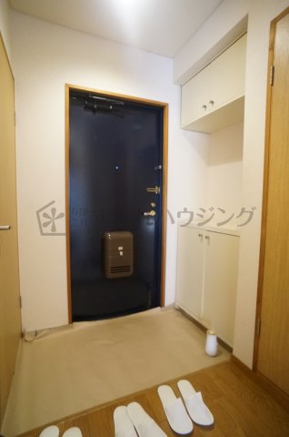 玄関　洗濯機置き場