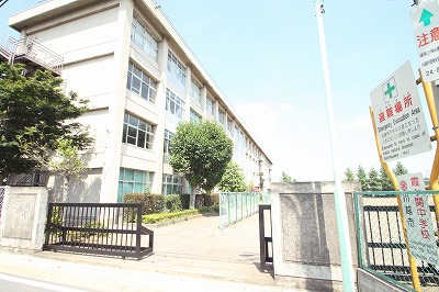 中学校　川越市立霞ケ関中学校（中学校）まで610m