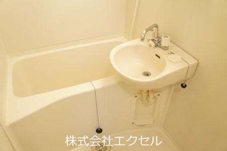 洗面設備　洗面台です。