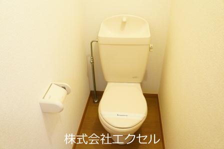 トイレ　清潔に保たれているトイレです。