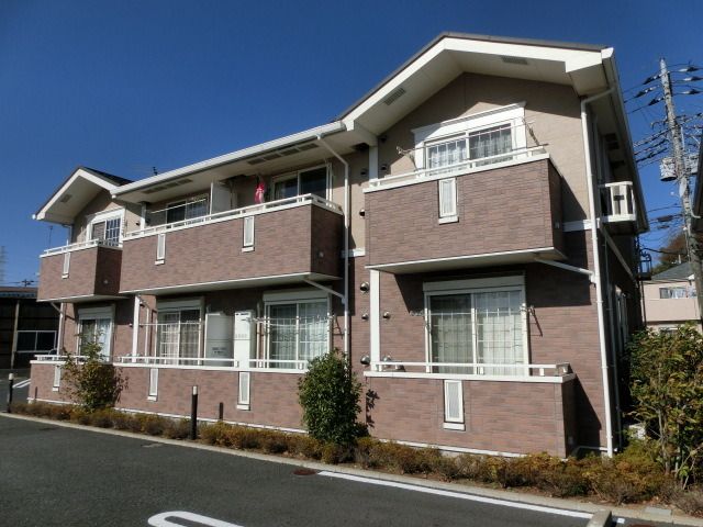 建物外観　2年後の更新料が不要で費用削減できます