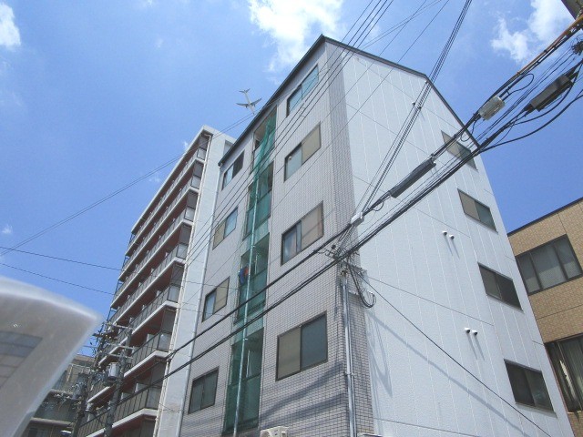 建物外観　崇禅寺駅より徒歩５分！