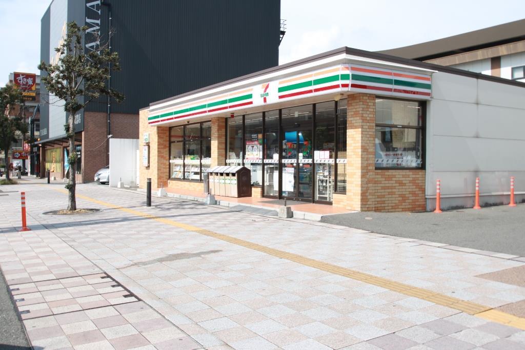 コンビニ　セブンイレブン下関市役所前店（コンビニ）まで257m