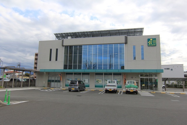 銀行　伊予銀行福音寺支店（銀行）まで650m
