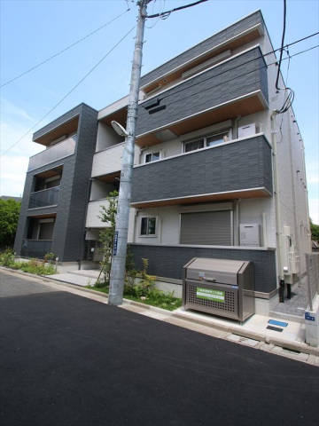建物外観　敷金・ネット使用料不要　ペット可　オートロック完備