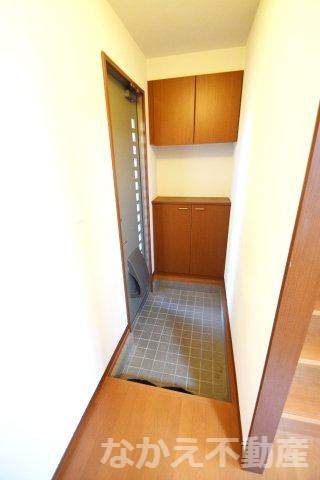 玄関　明るい玄関です