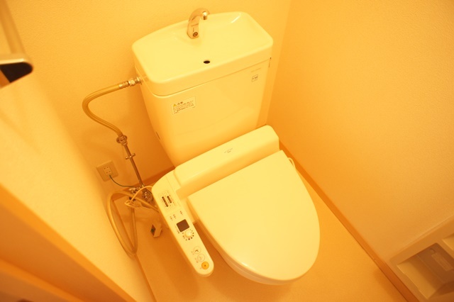 トイレ　図面と現状に相違がある場合には現状を優先