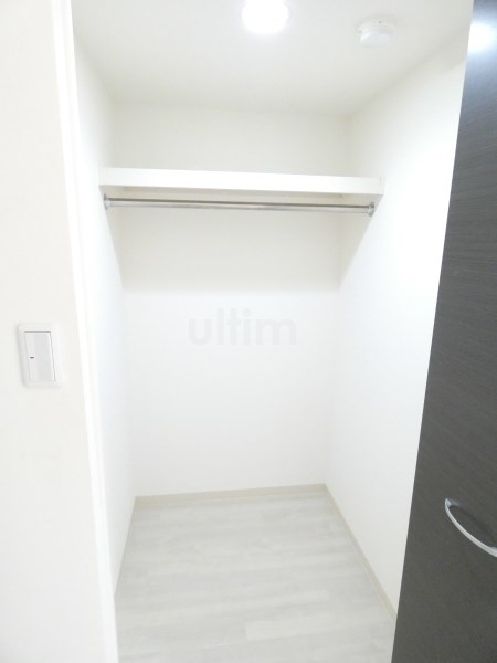 収納　違うお部屋の写真です。ご参考までに