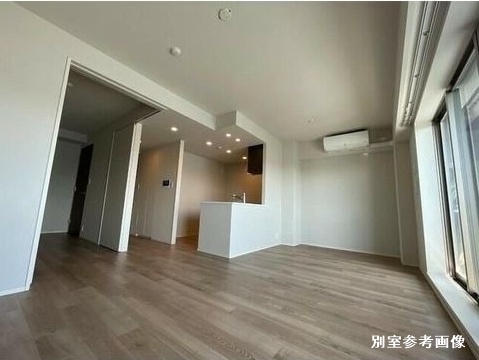 居室・リビング　開放感のあるゆったりとしたお部屋です♪