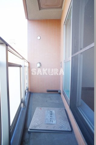 バルコニー　暖かな日差しのふりそそぐバルコニー♪