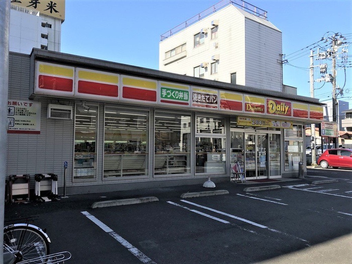 コンビニ　デイリーヤマザキ 仙台花京院２丁目店（コンビニ）まで240m