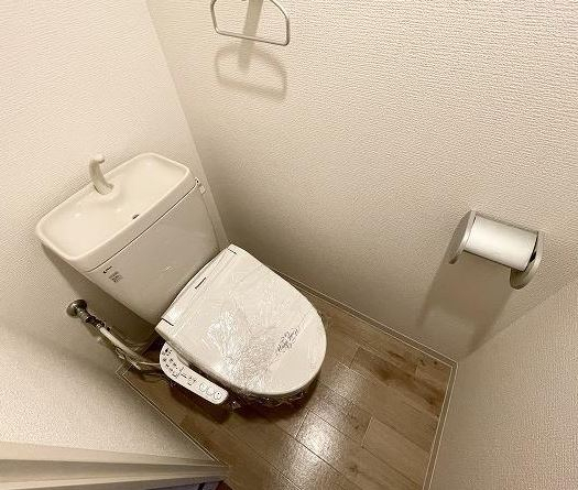 トイレ　※別号室参考写真※
