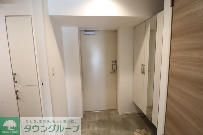 玄関　お問合せはタウンハウジングまで！※現地待合わせ相談可能