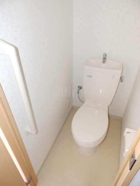トイレ　同間取りのお部屋の写真です。ご参考までに。