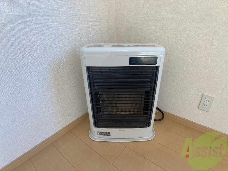 その他設備　灯油暖房です。冬場の寒い日でも安心ですね～