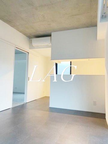 居室・リビング　洋室のお部屋です。