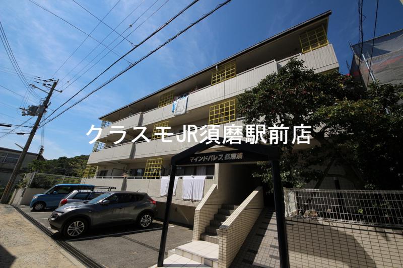 建物外観　３階建マンションです☆