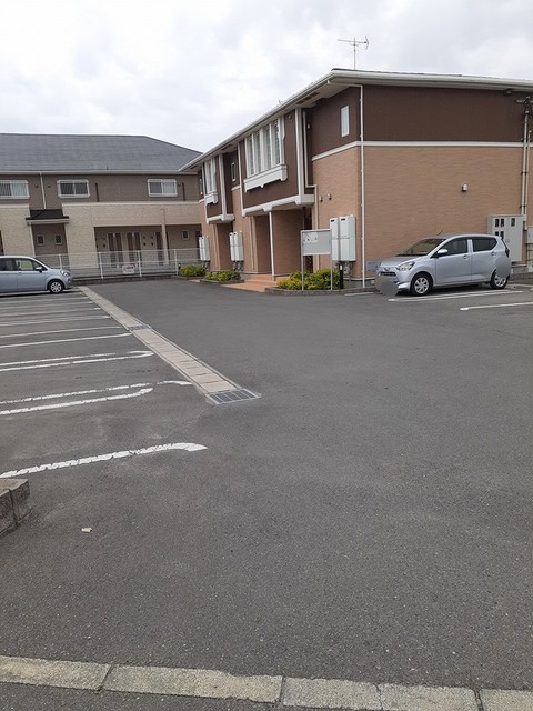 駐車場　駐車スペースもあります☆