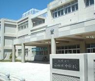 中学校　札幌市立前田北中学校（中学校）まで378m