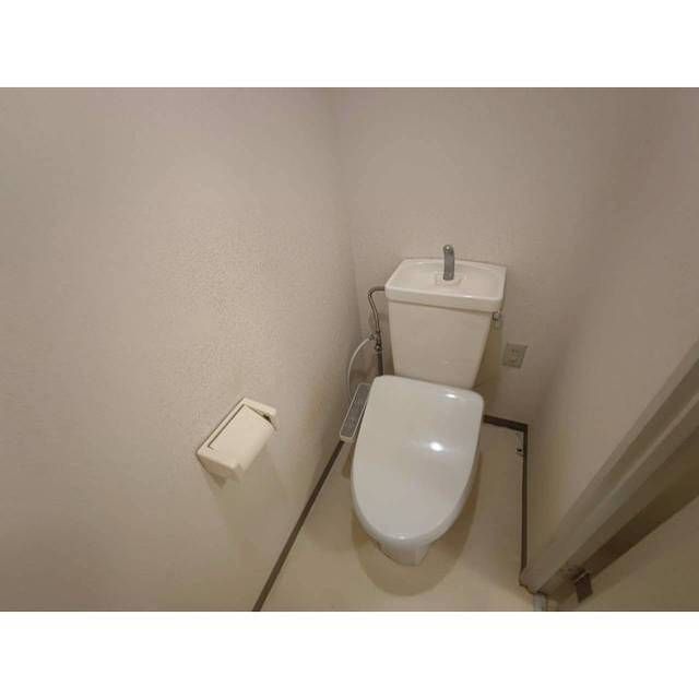 トイレ　シンプルで使いやすいトイレです