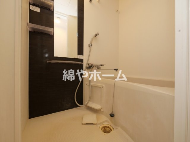 バス・シャワールーム　きれいなお風呂です