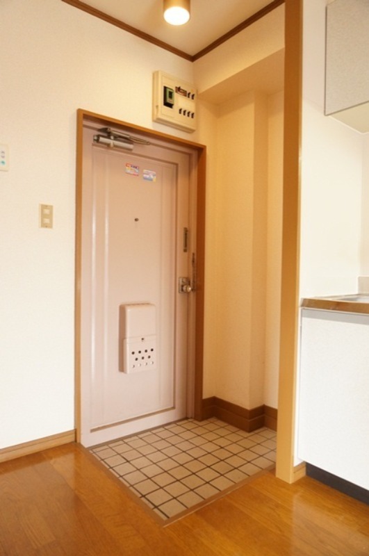 玄関　図面と現状に相違がある場合には現状を優先