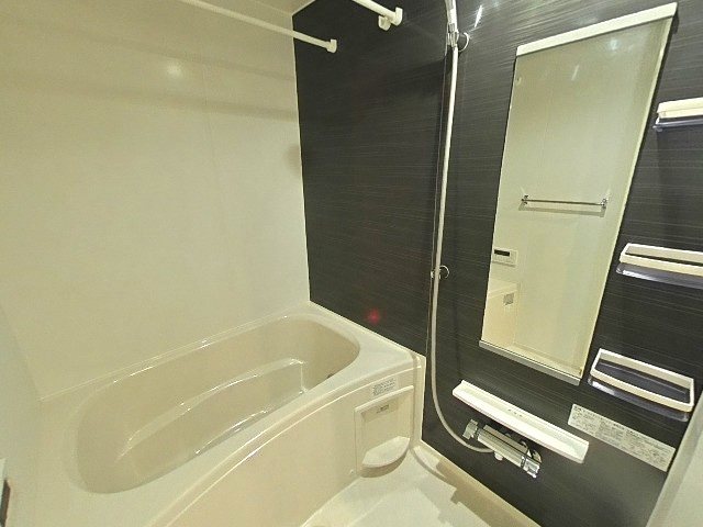 バス・シャワールーム　同仕様※他部屋参考