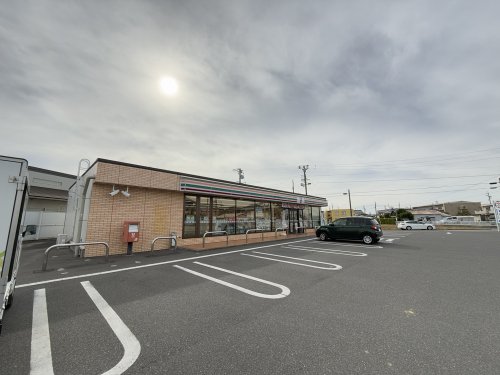 コンビニ　セブン-イレブン 豊橋みゆき店（コンビニ）まで366m