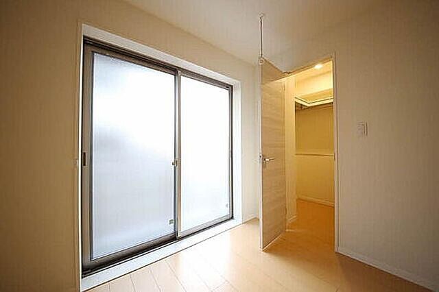 収納　（別タイプ参考写真）シャーメゾンル・ブラン　北区上十条１