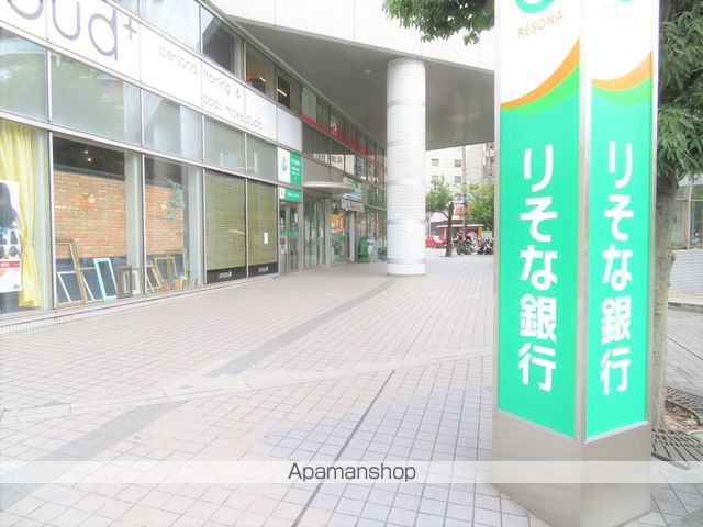銀行　りそな銀行　京阪京橋支店（銀行）まで566m