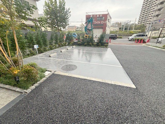 駐車場　駐車場