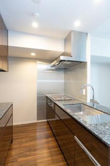 キッチン　※写真は同タイプ住戸です。
