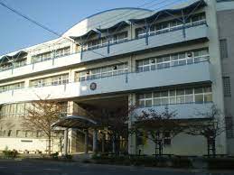中学校　魚崎中学校（中学校）まで1206m