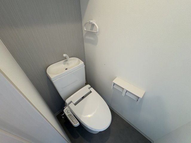 トイレ　※同物件同室タイプの写真でございます※現況を優先します※