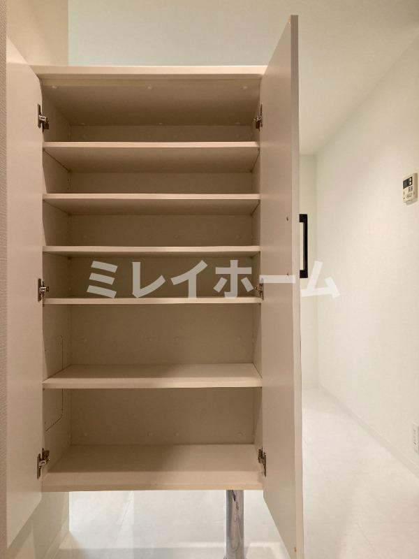 収納