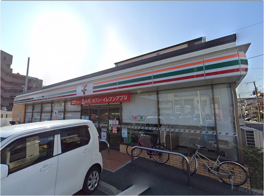 コンビニ　セブンイレブン 大阪諏訪3丁目店（コンビニ）まで576m