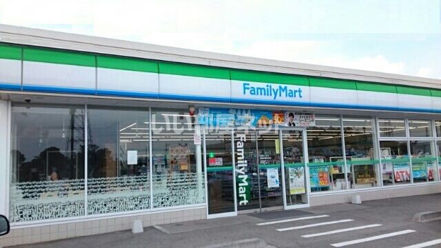 コンビニ　ファミリーマート 那須塩原豊浦北町店（コンビニ）まで490m