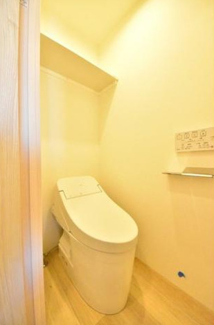 トイレ　ゆったりとした空間のトイレです