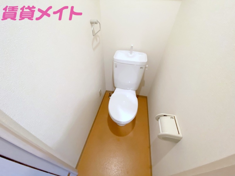 トイレ　同型参考写真