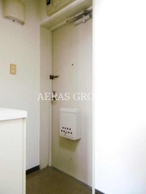 玄関　別部屋同仕様タイプ別部屋同仕様タイプ