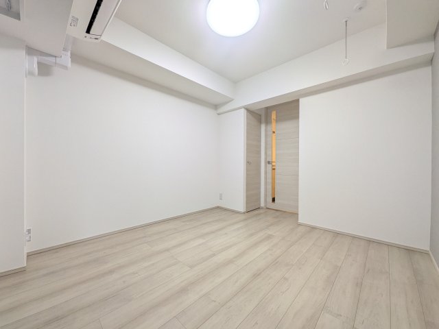 アラート横濱桜木町Iの居間写真